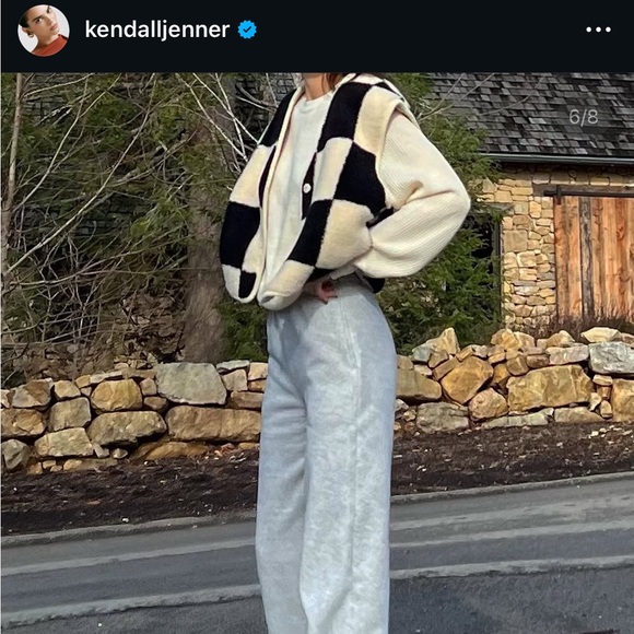 Source Unknown Black and Cream Checkered Vest - Picture 3 of 5